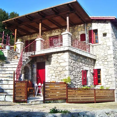 The Stone House Villa Aszprojerakáta